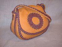 an angled view of this braided leather purse - clickable for a larger view. 