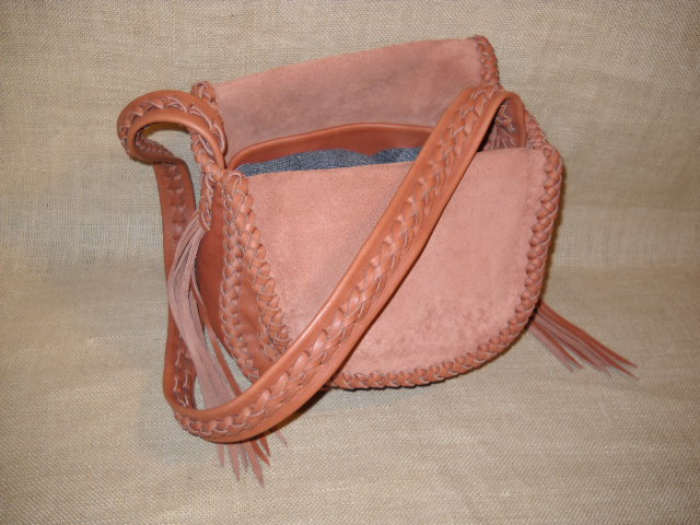 Shoulder leatherbag with the most beautiful braiding / 15622